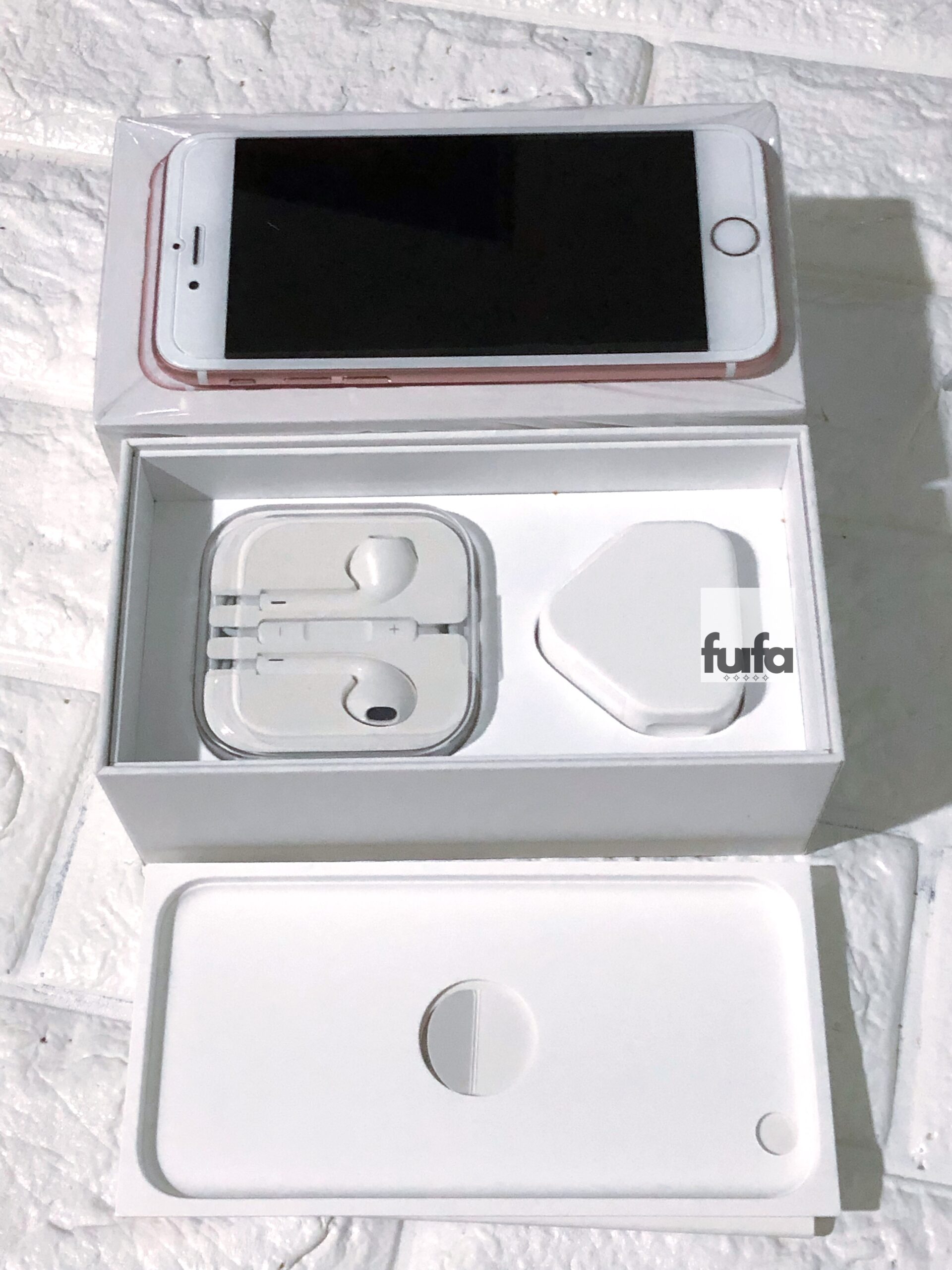 iPhone 6s 64GB Rose Gold for sale by owner (sold) - Image 4
